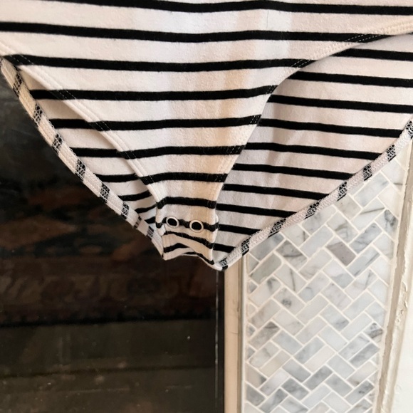 Gap Black and White Striped Bodysuit - Picture 3 of 4